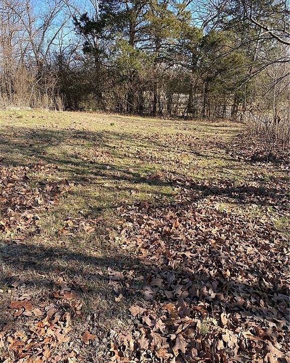 2nd image of 970 E Crumptown Rd
