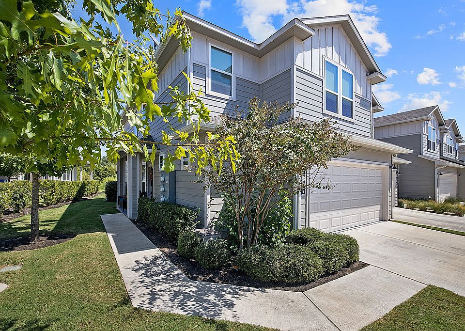 1st image of 1807 Roseburg Dr #32