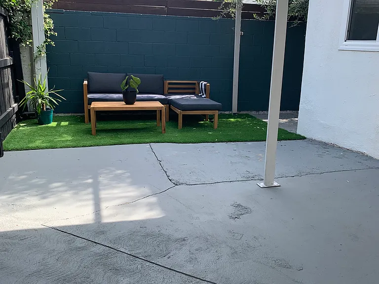 719 N Formosa Ave — Photo 7