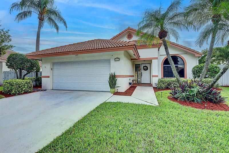 1st image of 123 Executive Cir