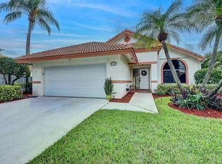 123 Executive Cir, Boynton Beach, FL 33436