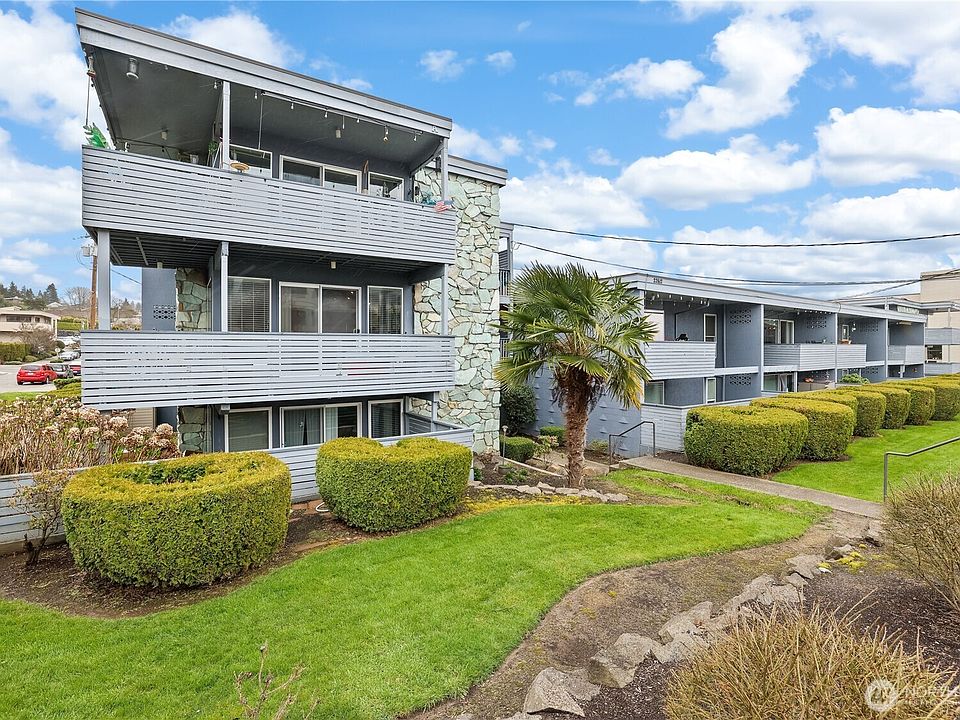 1st image of 22612 6th Avenue S #15