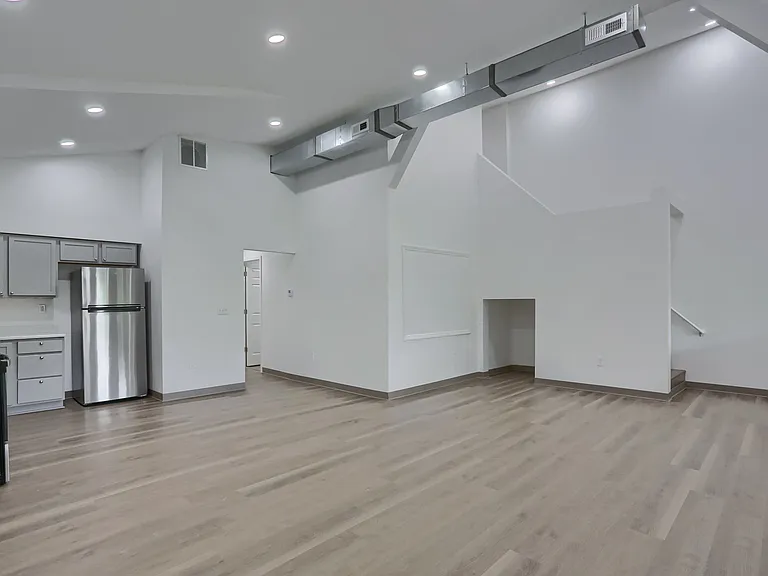 124 Kathleen Dr #5 — Photo 19