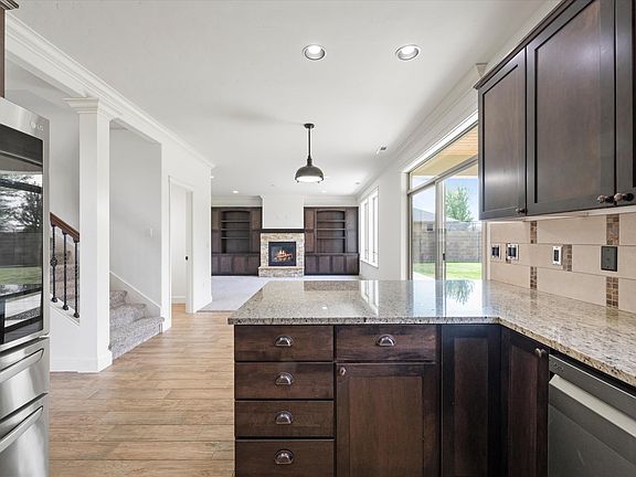 5th image of 90436 E Summit View Dr