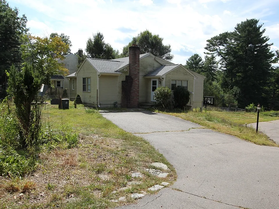 163 Farm St #1