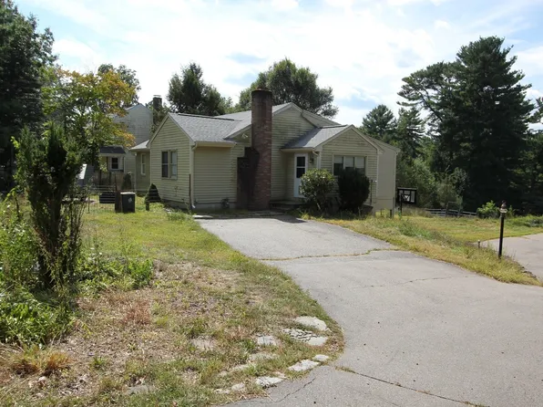 163 Farm St #1, Millis, MA 02054