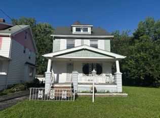 3206 E 119th St, Cleveland, OH 44120