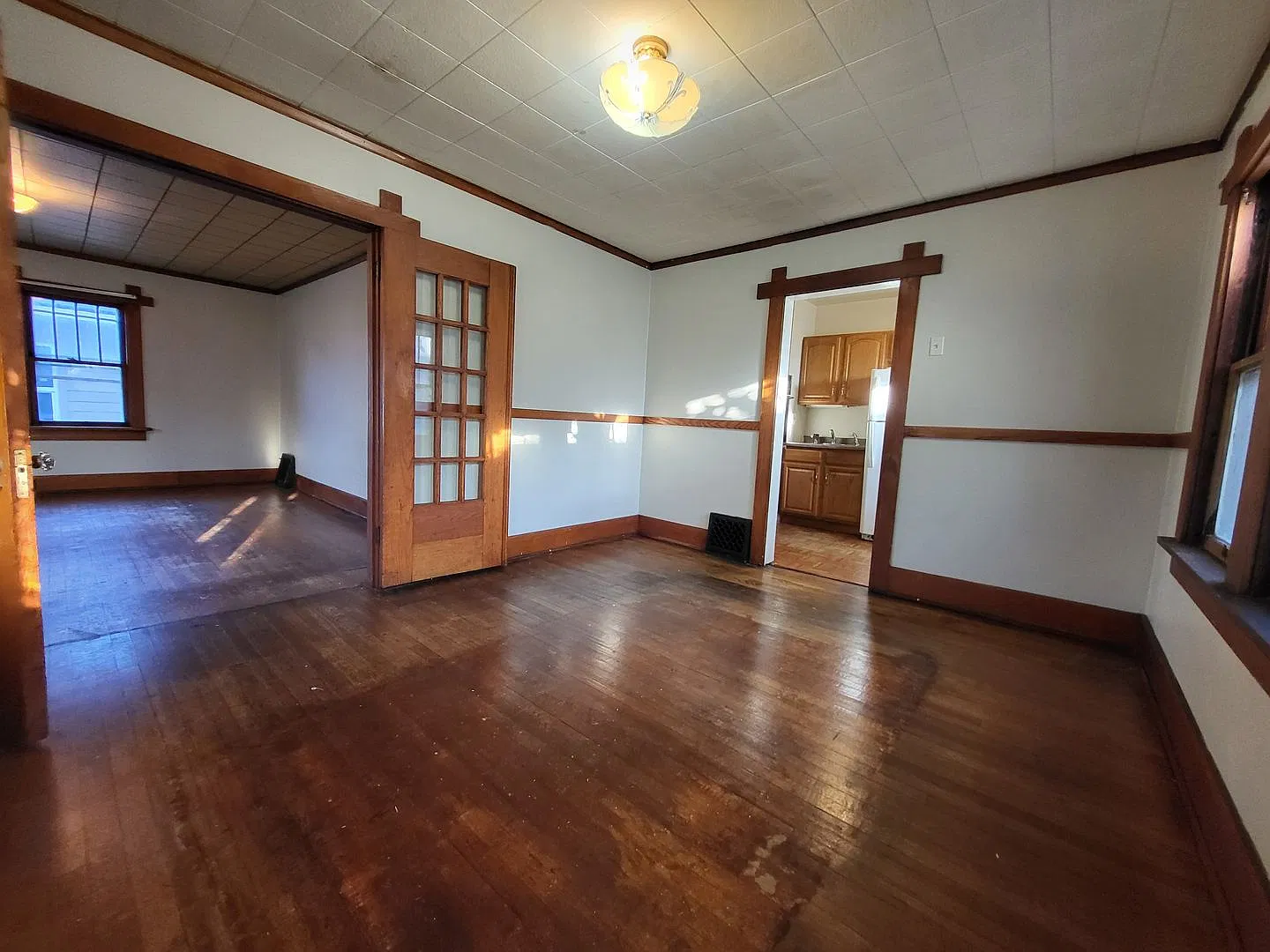 3 bedroom home now leasing! — Photo 2