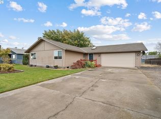 835 SW 13th Pl, Hermiston, OR 97838