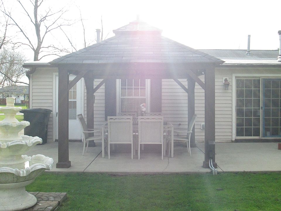 1st image of 14547 Broadwood Dr