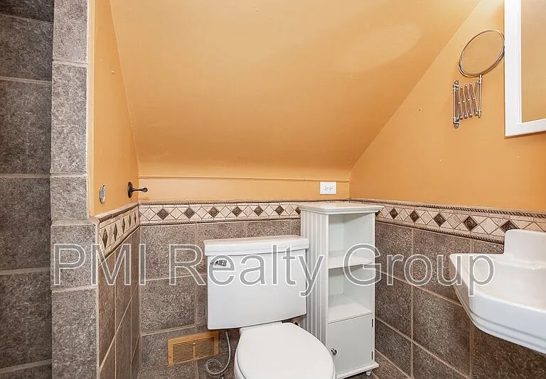 1547 Sherbrook Rd — Photo 25