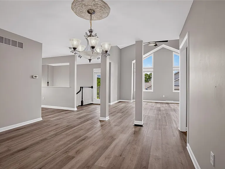9704 Sundance Dr — Photo 9