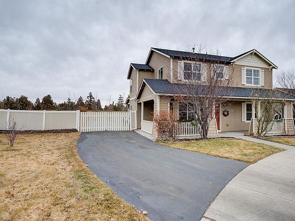 2nd image of 61380 Woodbury Ln