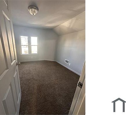558 Holbrook St, photo 5