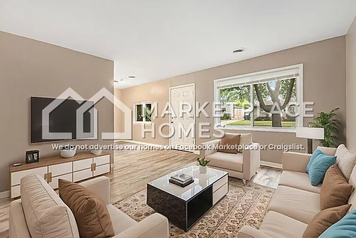 3 bed, 1.0 bath, 944 sqft, $1,395 — Photo 3