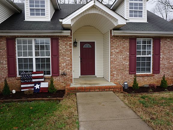 2nd image of 1802 Patricia Dr