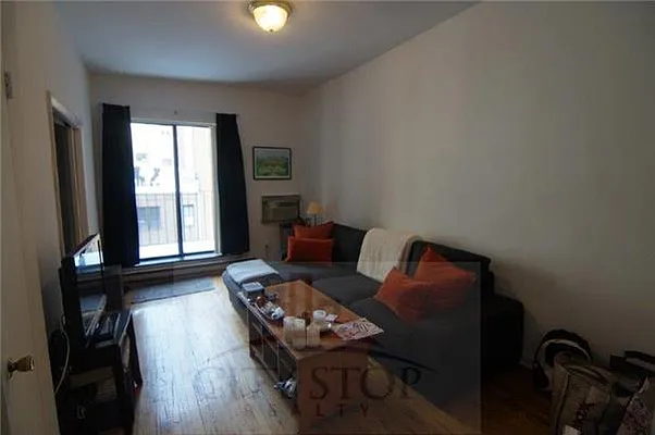 Rented by City Stop Realty | media 1