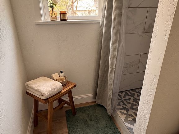 5th image of 1806 Crescent Ave #1806