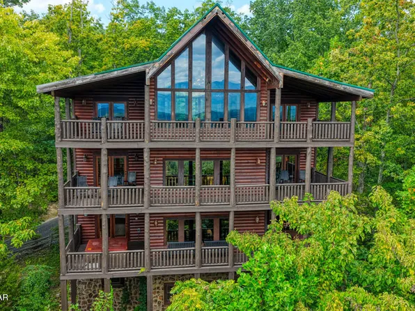 2251 Upper Middle Creek Rd #25, Sevierville, TN 37862