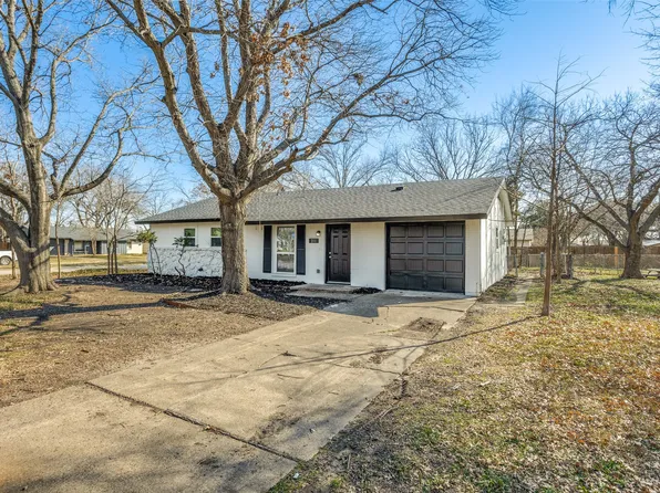 211 Surf Cir, Richardson, TX 75081