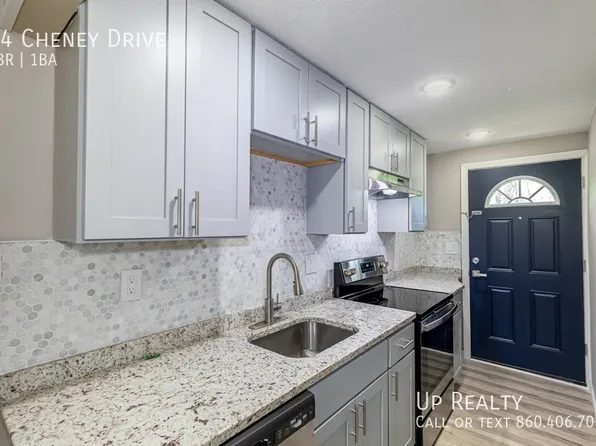 64 Cheney Dr, Storrs Mansfield, CT 06268