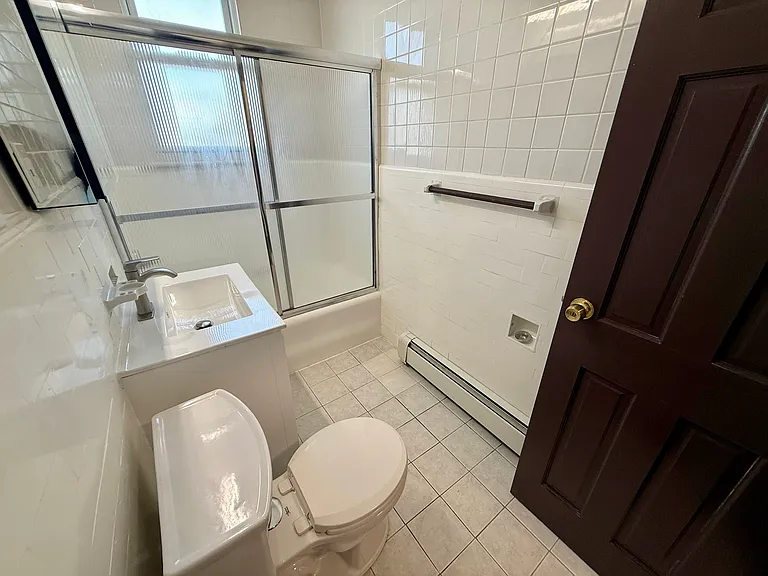 86 Edgewood Ave #2E — Photo 12