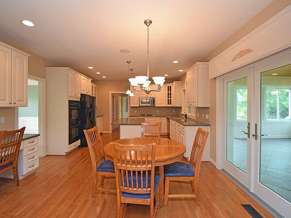 5th image of 4787 Hampton Pond Ln