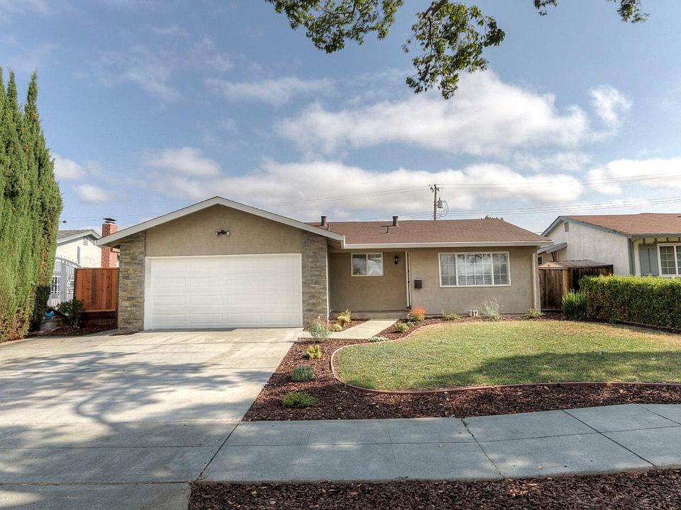 1st image of 2874 Scottsdale Dr