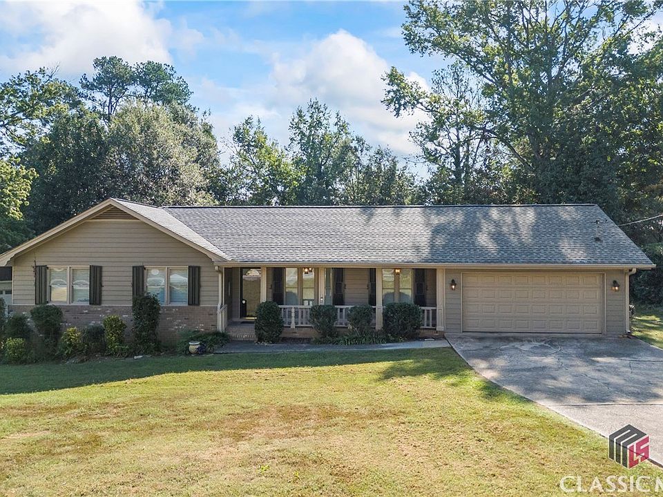 1st image of 2148 Dogwood Circle