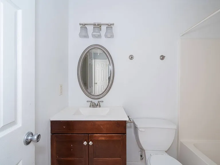 304 Providence Hall Dr — Photo 4