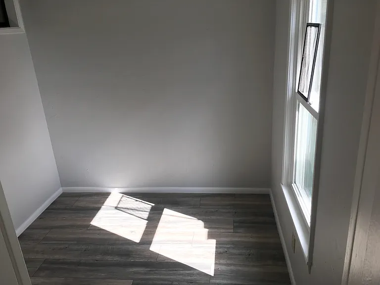 741 Butte Ave #B — Photo 5