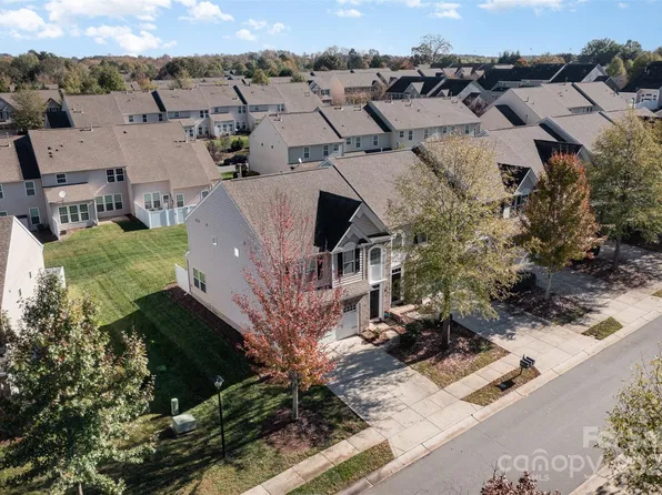 11535 Elizabeth Madison Ct, Charlotte, NC 28277