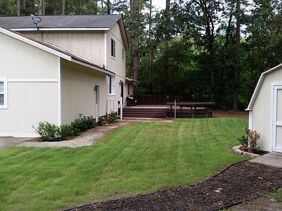 4th image of 308 Daniel Dr