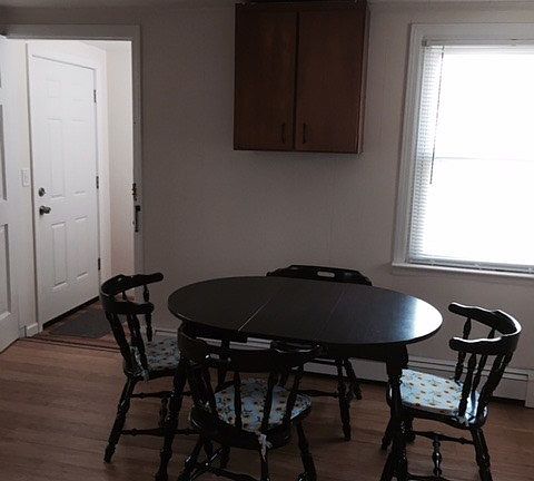 3rd image of 94 Mastic Blvd W