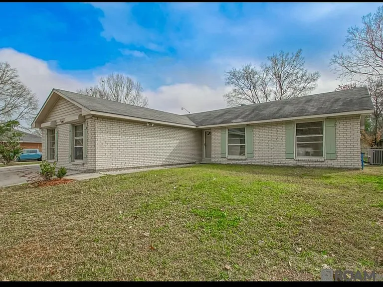 8705 Metairie Dr — Photo 13