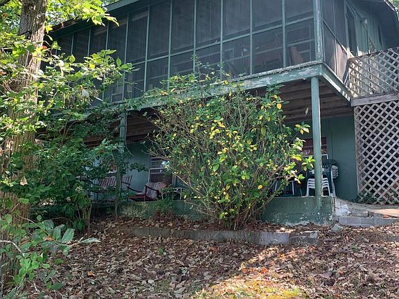 5th image of 147 Eiland Dr