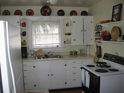 4th image of 510 Woodbine Dr