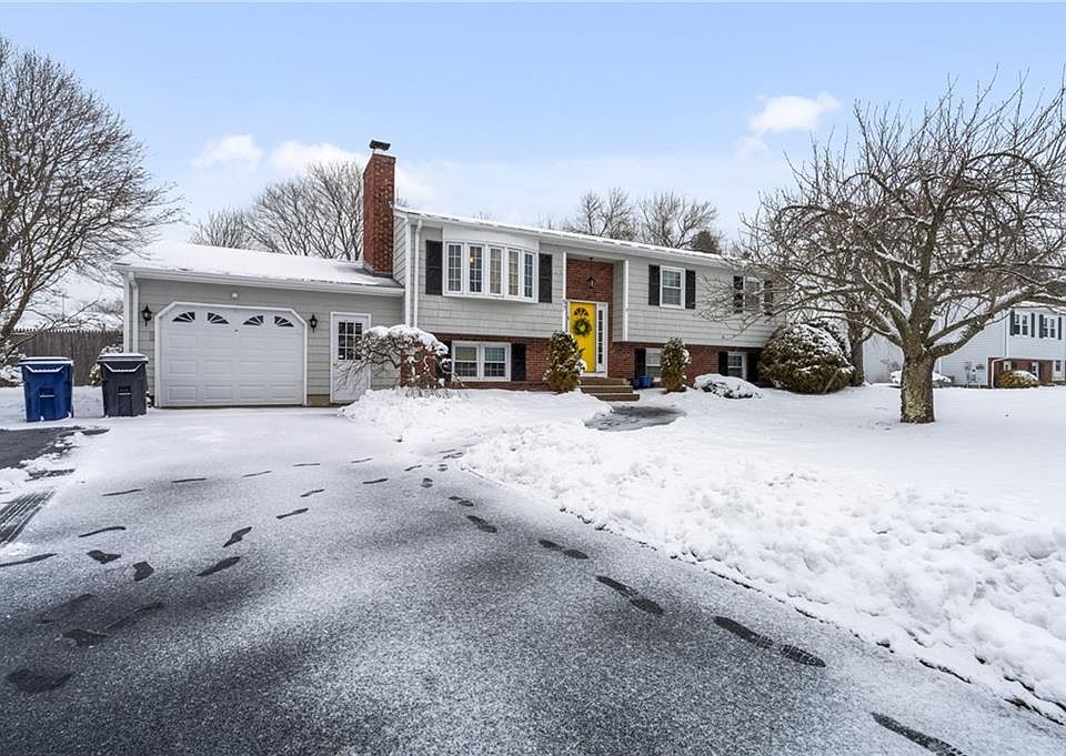 57 Sunnyside Dr, Warwick, RI 02889 Zillow