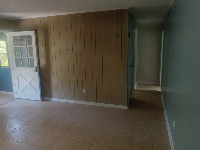1035 Williams Pl SE #B — Photo 7