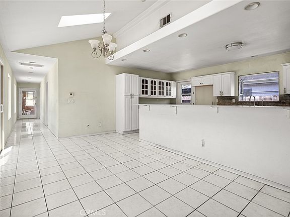 5th image of 3603 Vane Ave