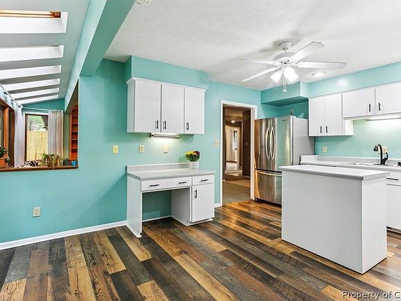 3rd image of 6535 Fairbrook Ct