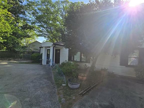 4th image of 2669 Knoll Rd SE