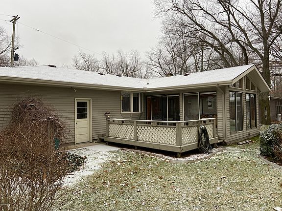 3rd image of 10503 Melvin St