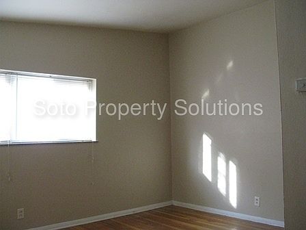 3rd image of 5301 Bancroft Ave