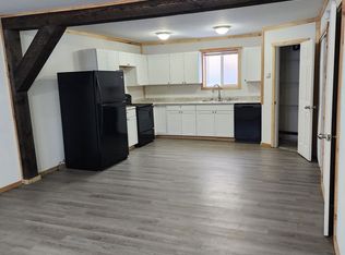 2881 Elvira Ave #2, North Pole, AK 99705