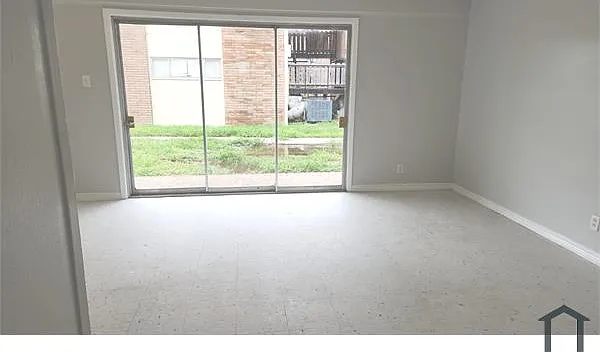 1 bed, 743 sqft, $925 — Photo 3