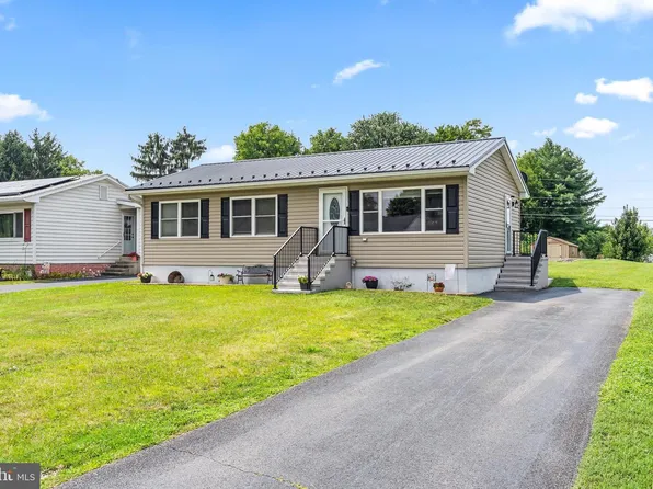 12312 Richwood Dr, Hagerstown, MD 21740