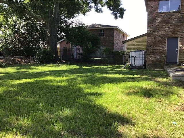 735 Lake Ave — Photo 27