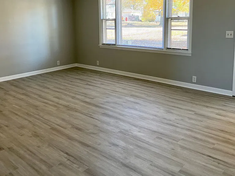7082 N Rebecca Ct — Photo 5