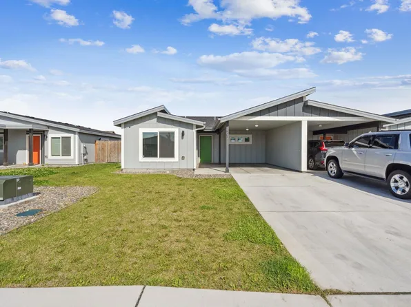 407 Dawson Ln, Pasco, WA 99301